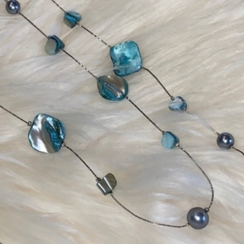 Double string necklace